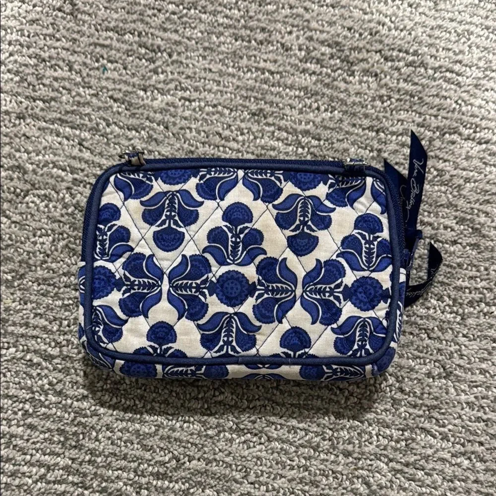 Vera Bradley Blue and White Cosmetic Bags with Flower Pattern - Picture 2 of 3